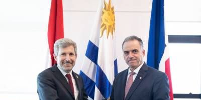 Frigerio se reunió con el presidente de Uruguay para plantear la preocupación por la instalación de la planta de hidrógeno frente a Colón