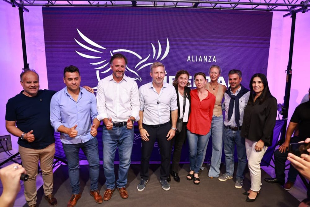 Joaquín Benegas Lynch: “La provincia se tiñó de violeta y votó futuro. Arrasamos”