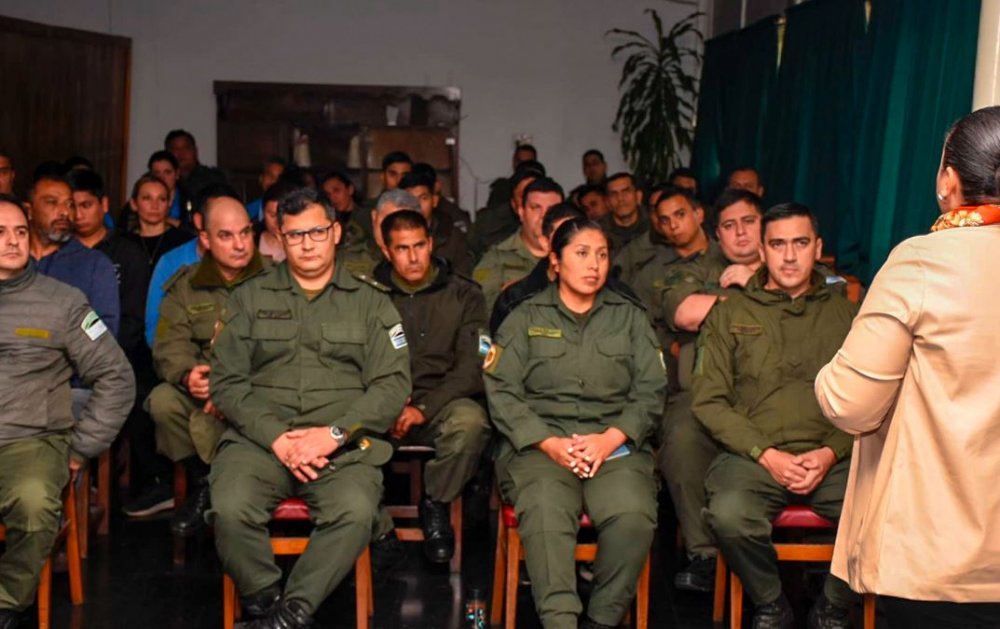 Salud brindó herramientas para el abordaje y la prevención del suicidio en Concordia