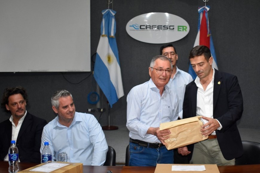 Cafesg invierte en infraestructura hospitalaria.