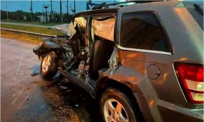Choque en RN14 y acceso a Puerto Yeruá: hospitalizaron al conductor de una camioneta.