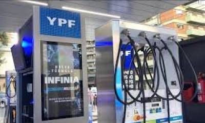 YPF informó que bajará un 2% promedio la nafta durante esta semana.