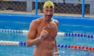 José Meolans brindará una clínica de natación en Concordia