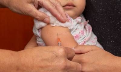 Desde 2026 la segunda dosis de la vacuna triple viral se aplicará a los 15 meses