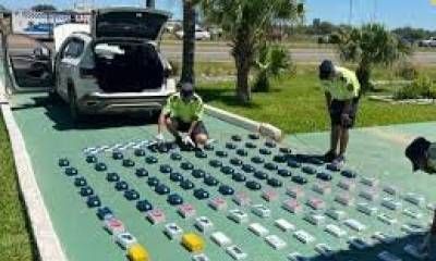 Dos mujeres quisieron contrabandear un centenar de celulares: su valor ascendería a $25 millones.