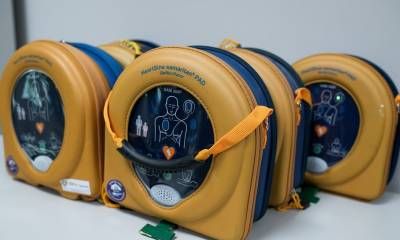 El Ministerio de Salud recibió 16 desfibriladores externos automáticos donados por el Iafas