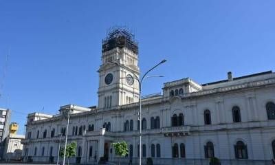 Inician sumario a trabajadora que faltó casi 300 veces y la instan a devolver más de $7 millones