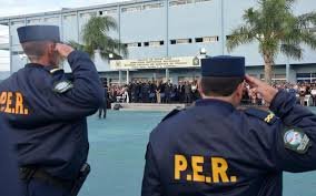 El Gobierno provincial dispuso una mejora salarial para la Policía y el Servicio Penitenciario