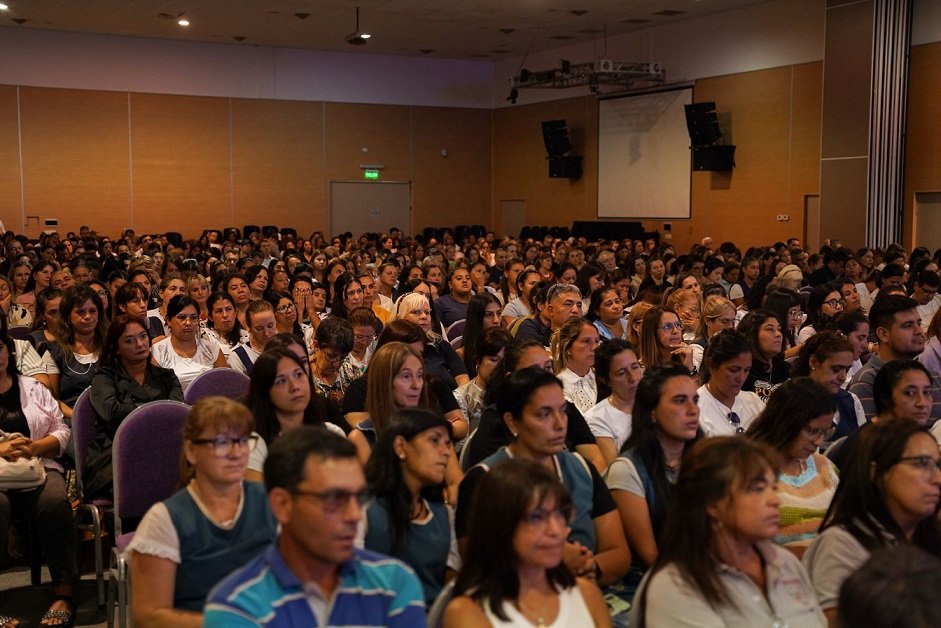 Con una masiva participación docente, Concordia fue sede de las VIII Jornadas Regionales de Educación