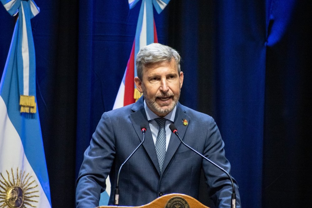 Luego de una década, Entre Ríos vuelve a los mercados y hace su primera colocación exitosa de deuda