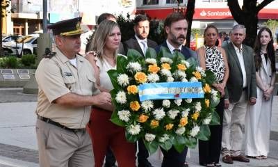 Azcué encabezó los actos por el Combate de San Lorenzo y la Batalla de Caseros