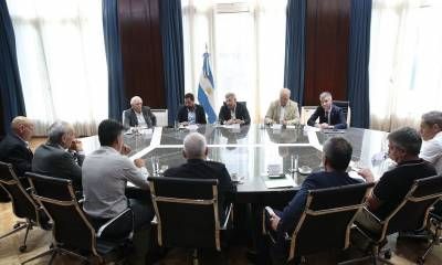 Frigerio gestiona junto a empresarios más oportunidades para el sector avícola