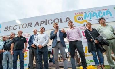 Con anuncio de créditos para el sector, se inauguró la 29ª Fiesta Nacional de la Apicultura en Maciá