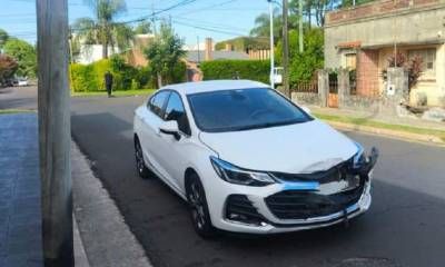 Hospitalizaron a una menor tras fuerte choque entre dos autos