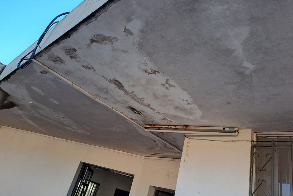 Se repararán techos, sanitarios y gimnasio en la escuela N°2 José Gervasio Artigas