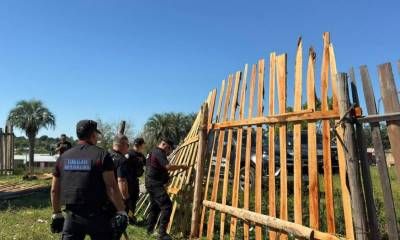 Desalojaron un terreno que pertenece a Obras Sanitarias