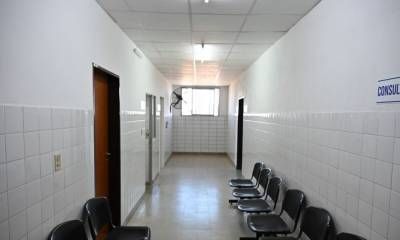 El gobernador recorrió las obras de puesta en valor del Hospital Felipe Heras 