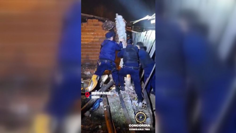 Desarme de construcción precaria utilizada para actividades ilícitas