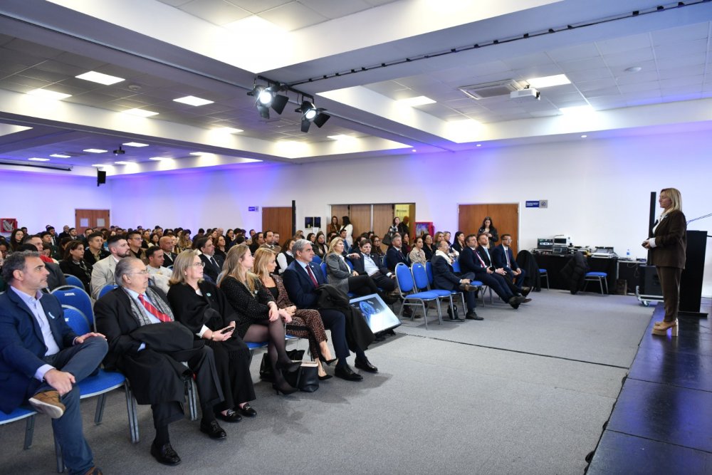Se llevó a cabo una capacitación sobre cibercrimen y evidencia digital