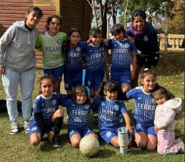 Histórico: el fútbol infantil femenino de Ferro ya tiene su categoría Sub 10.