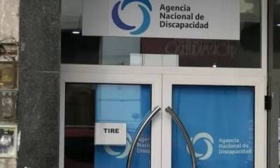 Andis: El Gobierno detectó sobreprecios de hasta 4239% en compras de andadores, sillas de ruedas y prótesis.