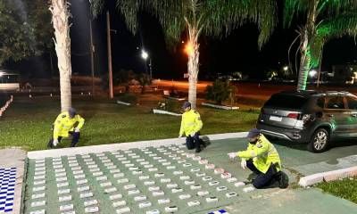 En un control vehícular la policía secuestró 142 teléfonos celulares