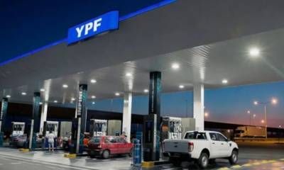 YPF confirmó un aumento del 1% en los combustibles y alargó el congelamiento por 45 días más