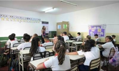 Proponen ampliar las horas de clase en escuelas públicas