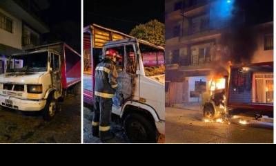Un camión se incendió en la vía pública e investigan si fue intencional.