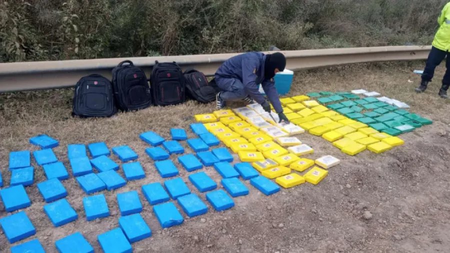 Procesaron con prisión preventiva a dos hombres por transportar 260 kilos de cocaína