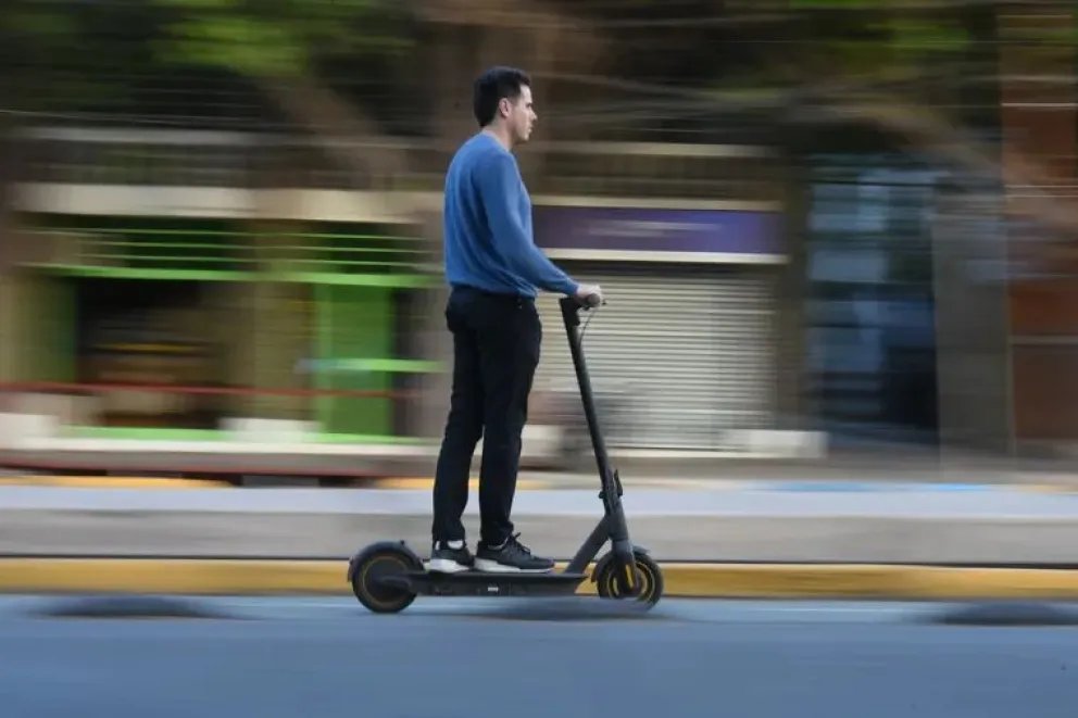 Avanza en la regularización del uso de monopatines y vehículos de movilidad personal