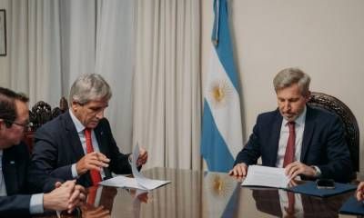 Frigerio firmó un convenio con Nación que reconoce deudas a favor de Entre Ríos y transfiere inmuebles