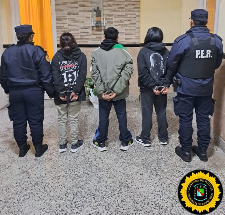 Cuatro detenidos por tenencia de estupefacientes y desarme de un bunker