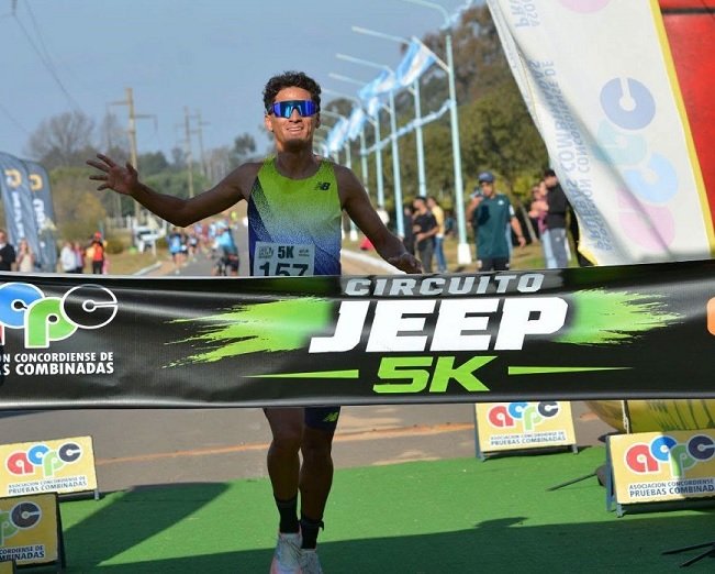 Colonia Ayuí vivió una gran fiesta deportiva con el duatlon y los 5K