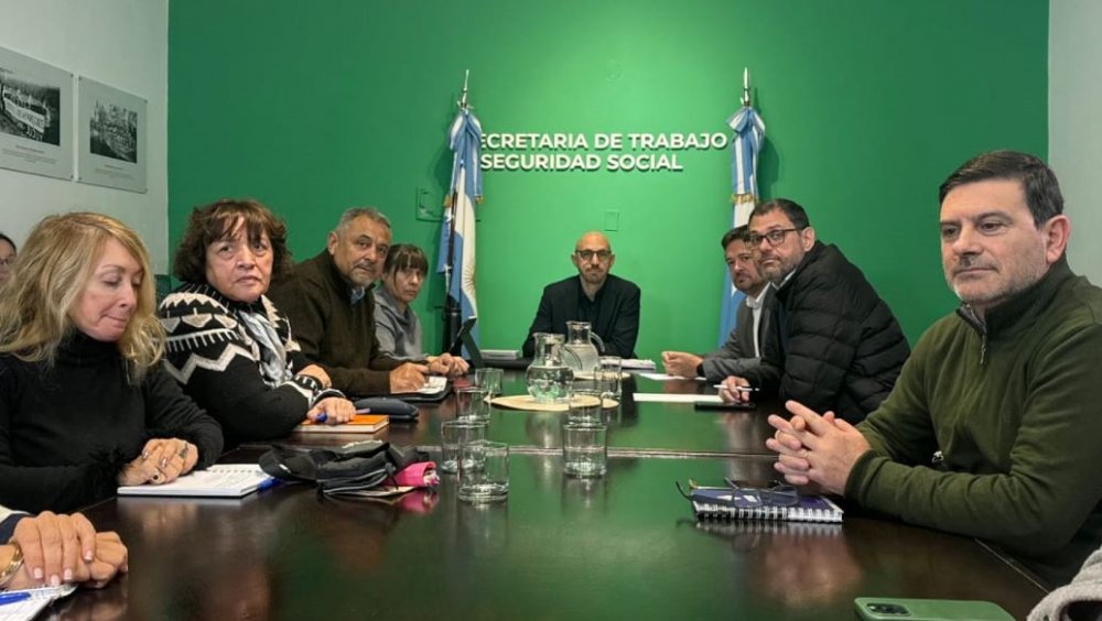 El gobierno liquidará los haberes de julio con aumento del 3%