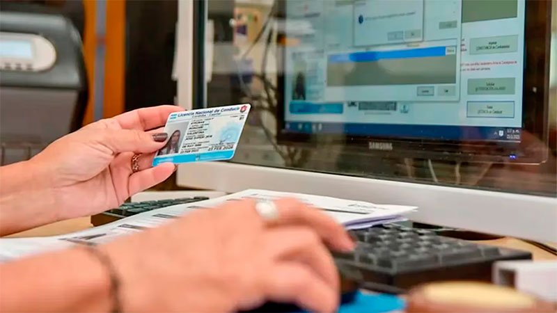 Las licencias nacionales profesionales tendrán mayor vigencia y un trámite más simple para los conductores