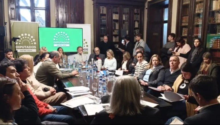 Reforma previsional: Docentes y jubilados reafirmaron el rechazo al proyecto en Diputados