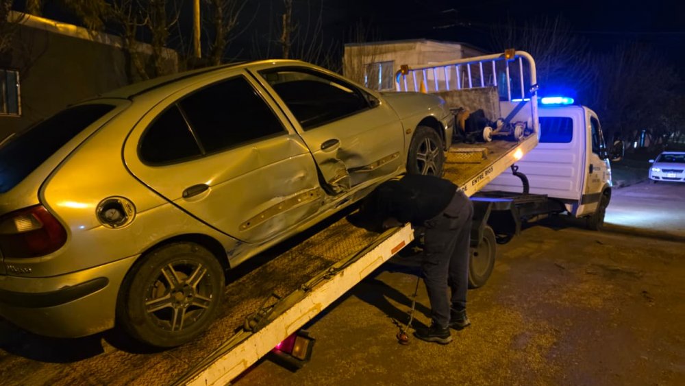 Detuvieron a una persona y secuestraron el auto que habría participado en un grave accidente