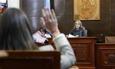 Regularización industrial, reconocimiento a Marcos Senesi y alivio económico a feriantes de Villa Zorraquín