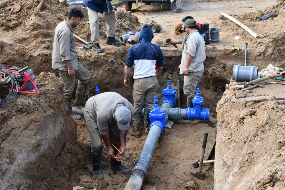 A través del EDOS la Municipalidad ejecuta obras sobre calle La Pampa