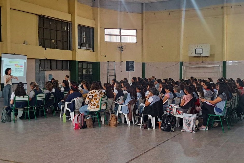 Comienza un nuevo ciclo de formación en alfabetización para docentes de nivel inicial