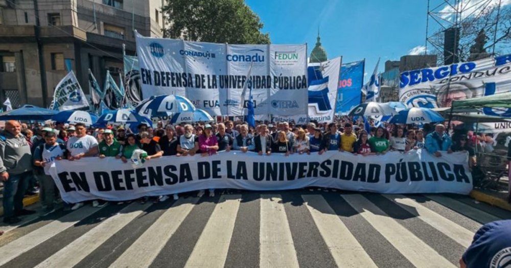 Docentes universitarios de Entre Ríos harán paro este miércoles