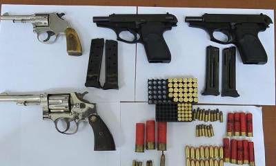 Secuestraron armas, municiones y un vehículo tras una denuncia en La Paz