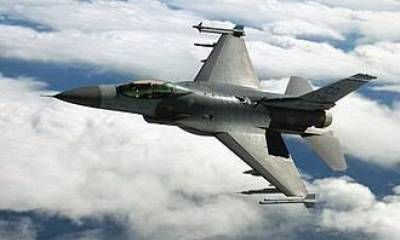 Día de la Fuerza Aérea argentina: los impactantes videos del desfile de los aviones F-16.