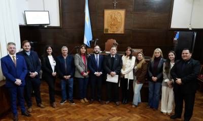El Concejo Deliberante de Concordia rindió homenaje a Satalía Méndez y adhirió a la Urgencia Sanitaria en Salud Mental en una extensa jornada legislativa