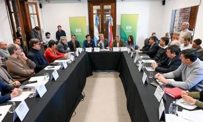 El gobernador anunció medidas de alivio para el sector turístico