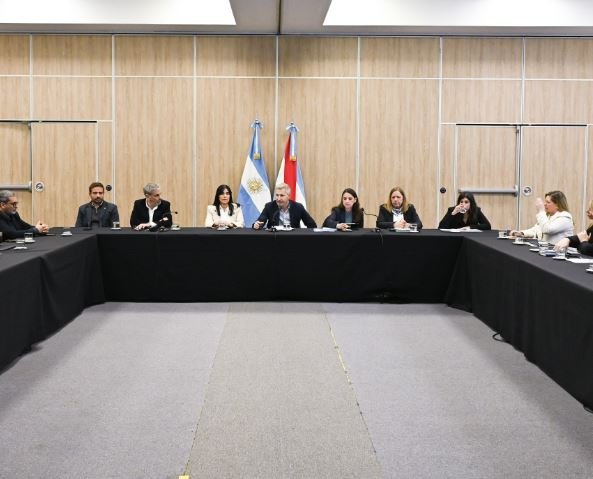 Provincia y UNICEF evaluaron los avances de la estrategia de primera infancia y definieron prioridades para 2027