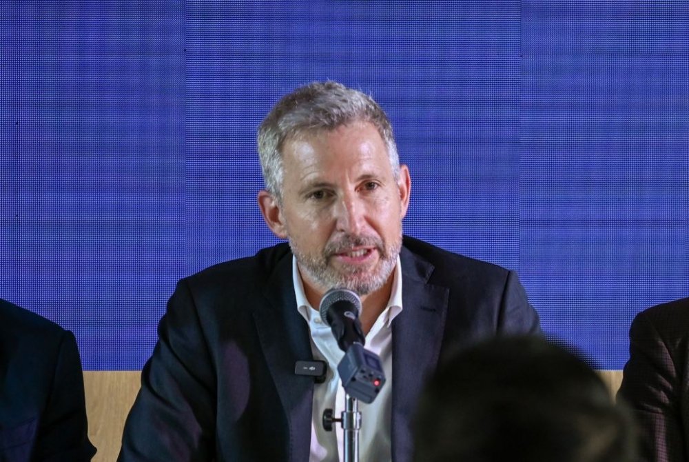 Frigerio presentó las oportunidades de inversión de Entre Ríos ante empresarios europeos en París