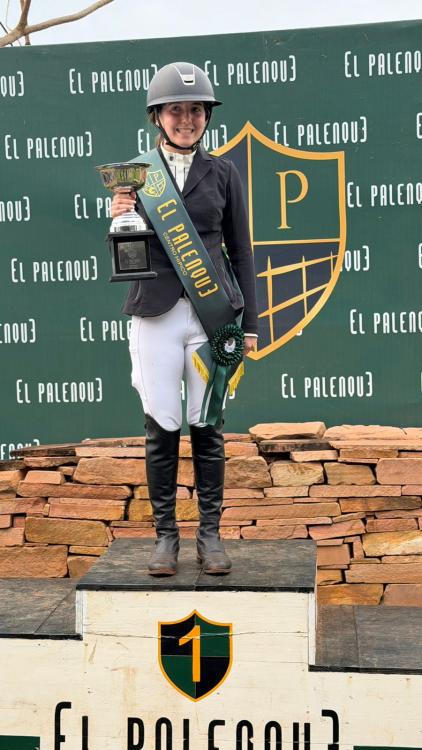 Uma Mapis, Campeona Categoría Tercera Mayor 1,20 m