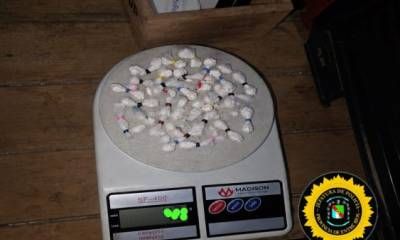 Allanamientos con secuestro de cocaína y recuperación de un teléfono celular sustraído